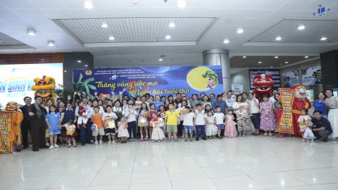 Trường Đại học Mở TP.HCM tổ chức Đêm hội Trung thu cho con viên chức, người lao động